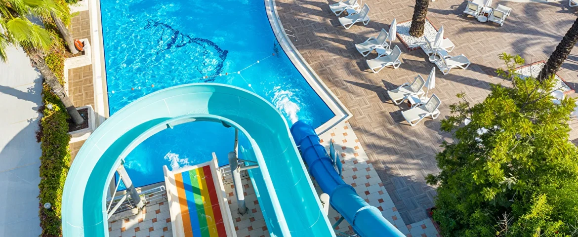 Aydınbey Famous Resort Hotel