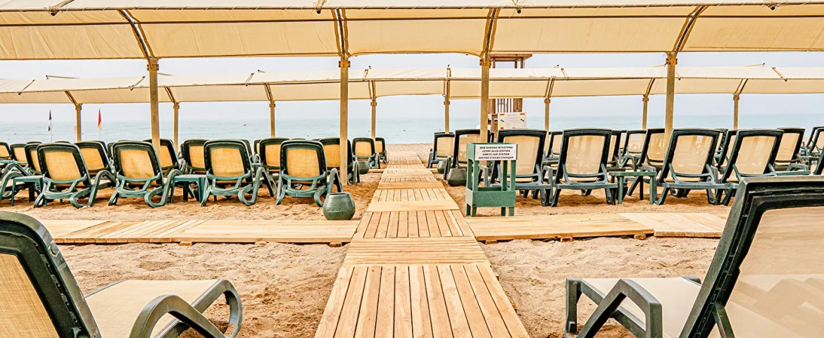 Aydınbey Famous Resort Hotel