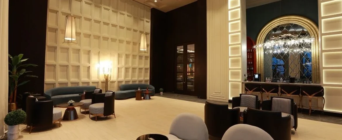 Serenity Queen Hotel