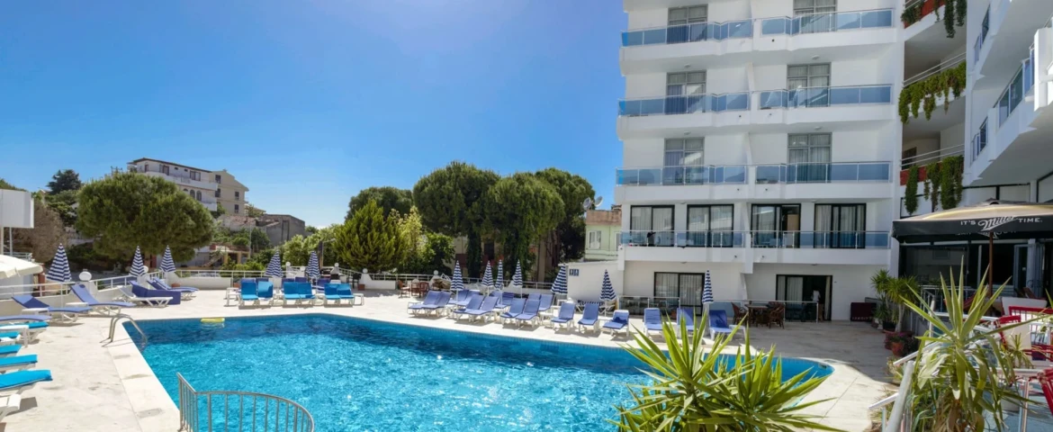 Ponz Boutique Hotel
