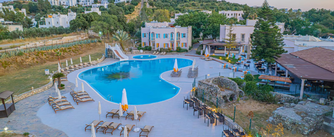 Alexander Resort Hotel