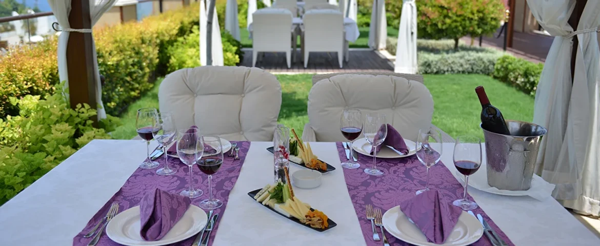 Cratos Premium Hotel Casino & SPA