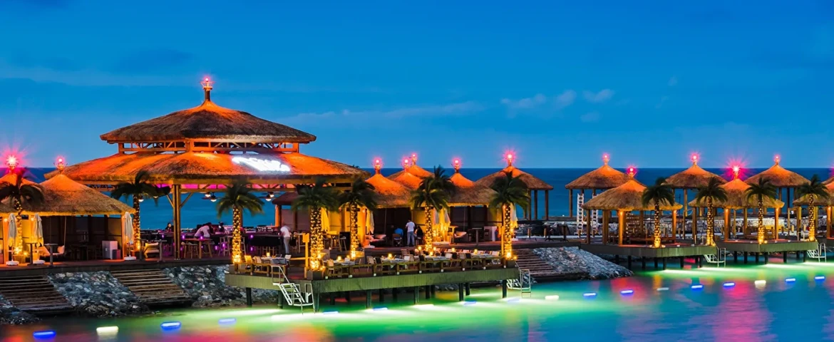 Cratos Premium Hotel Casino & SPA