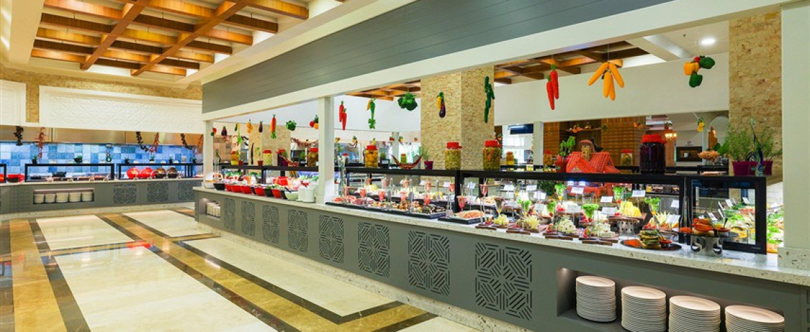 Crystal De Luxe Resort & Spa