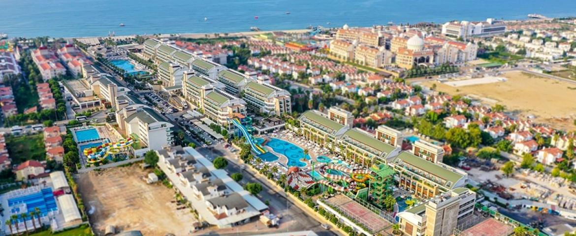 Crystal Waterworld Resort & Spa
