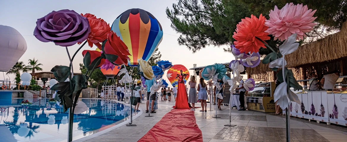 Utopia World Hotel