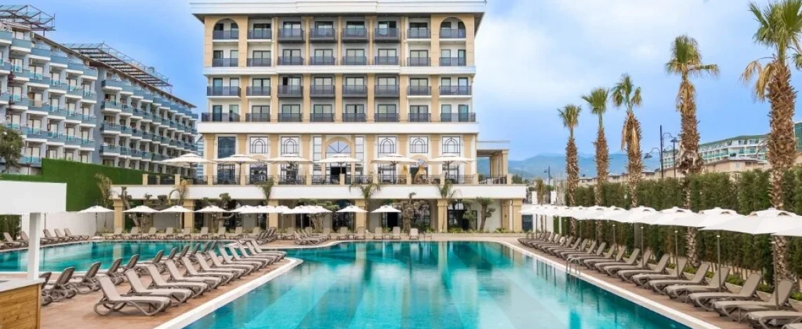 Serenity Queen Hotel