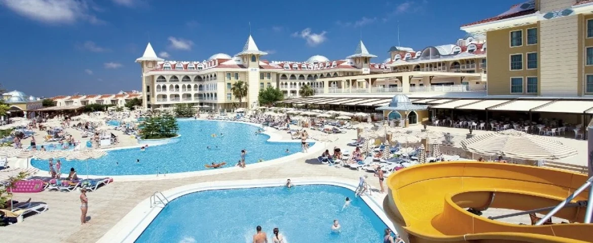 Side Star Resort Hotel