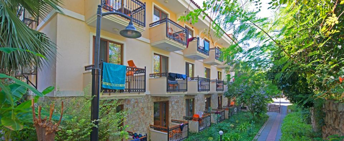 Perdikia Beach Hotel