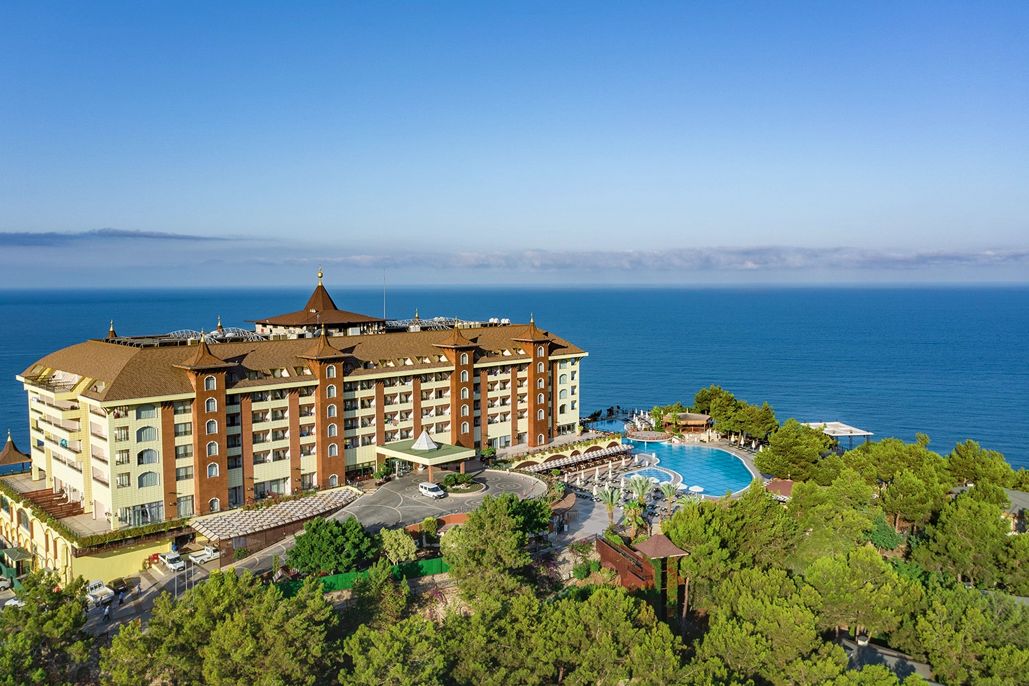 Utopia World Hotel