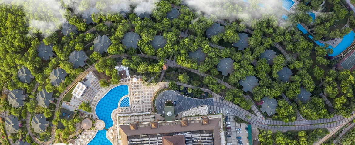 Utopia World Hotel