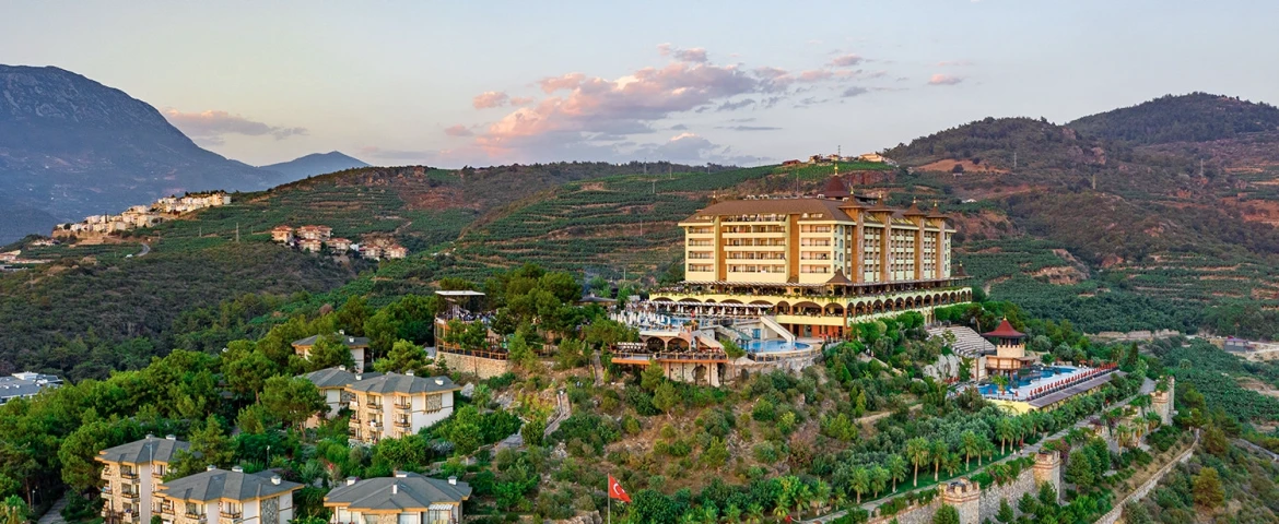 Utopia World Hotel