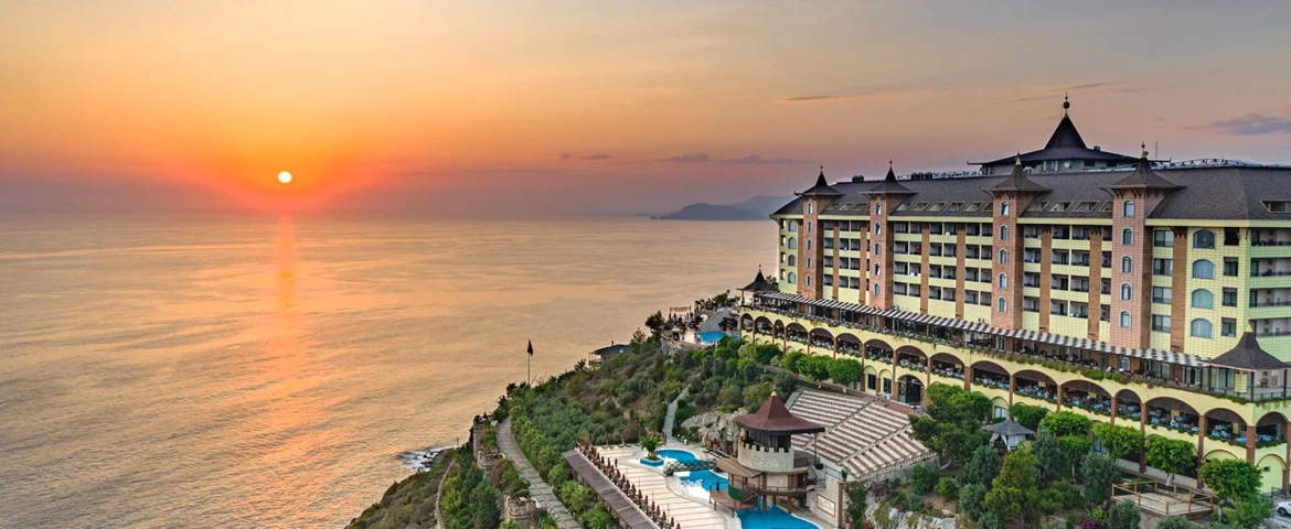 Utopia World Hotel