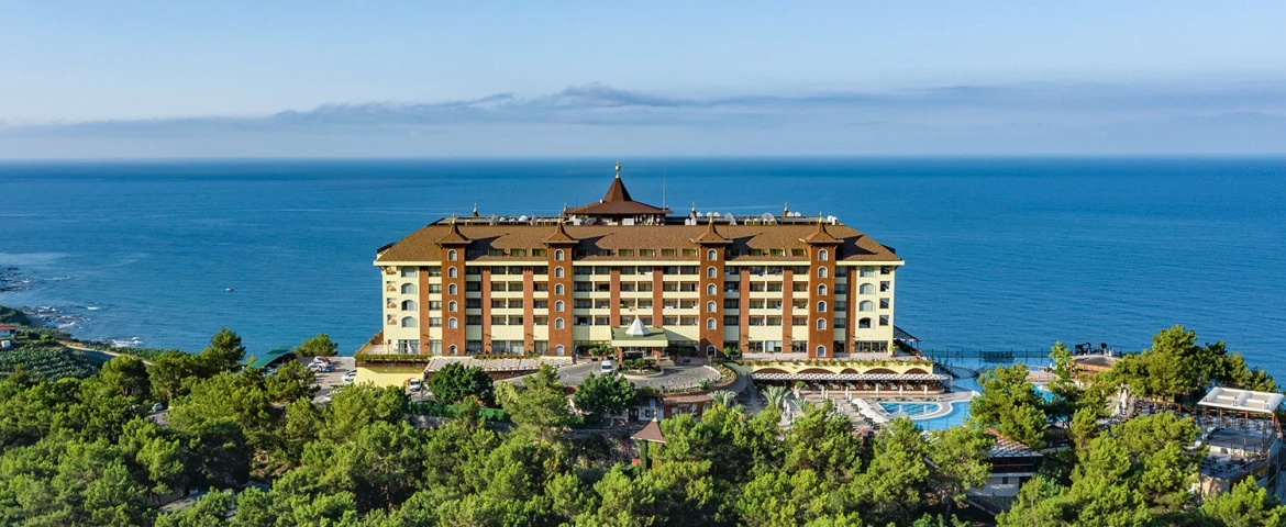 Utopia World Hotel
