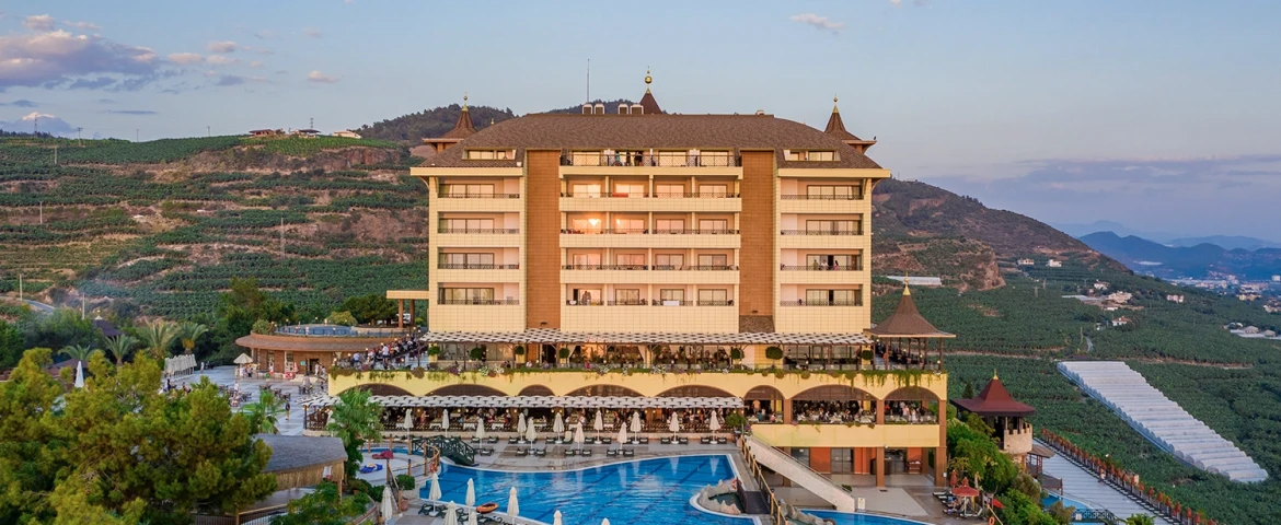 Utopia World Hotel
