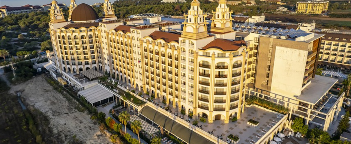 Jadore deluxe hotel & spa