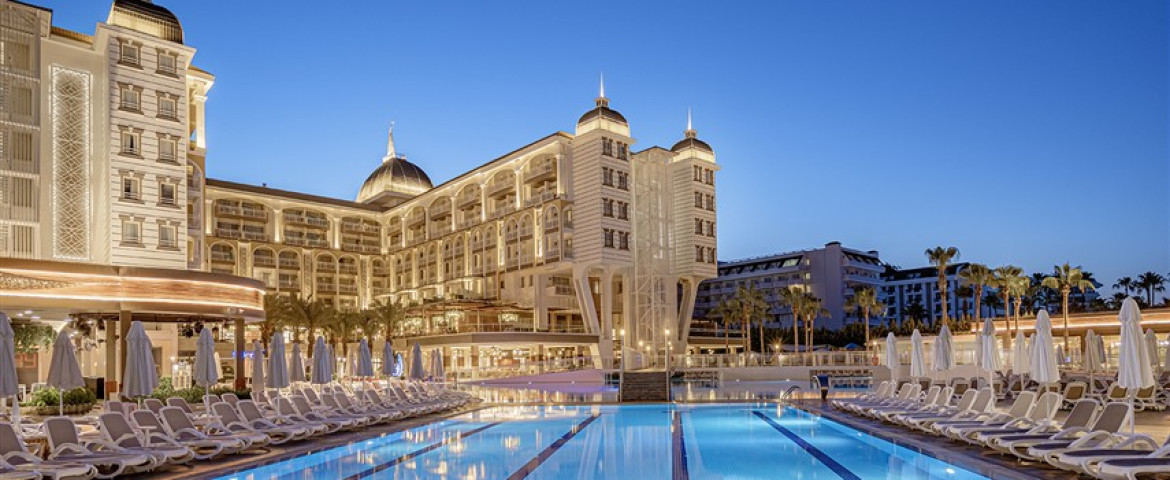 Kirman Sidera Luxury & Spa