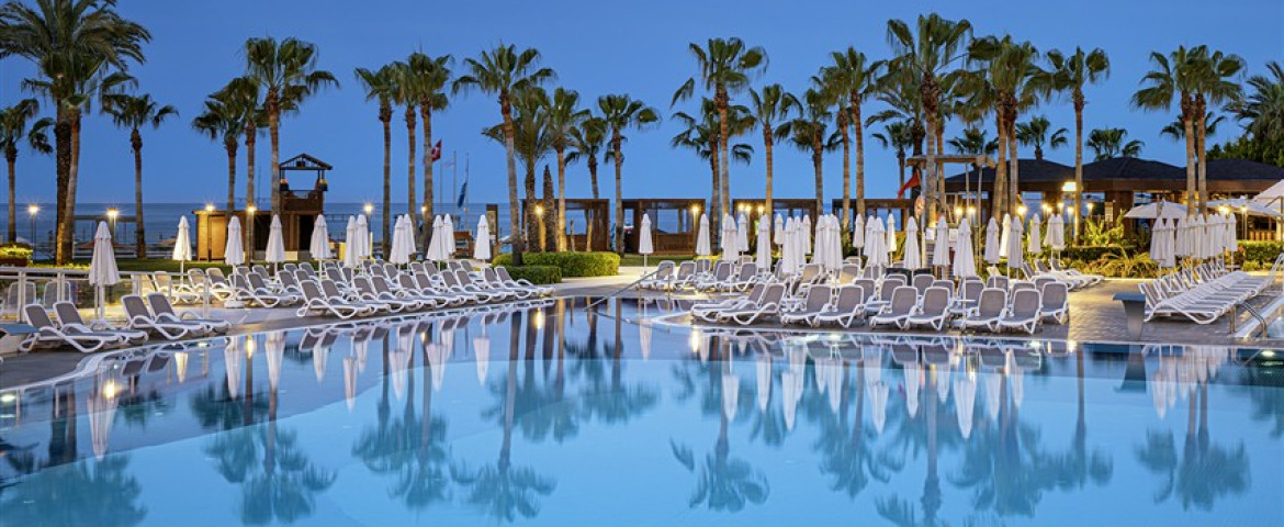 Kirman Sidera Luxury & Spa