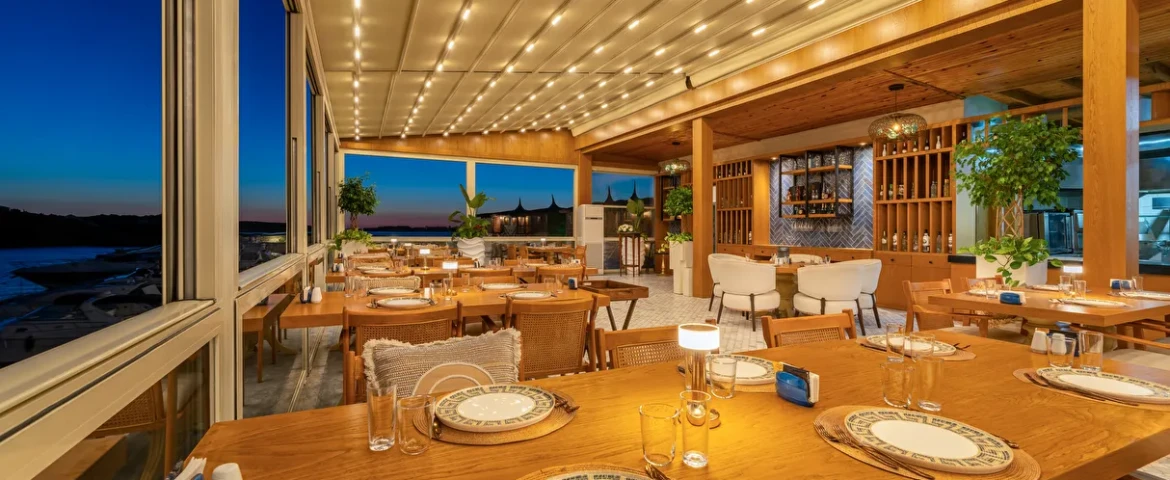 Les Ambassadeurs Hotel & Casino