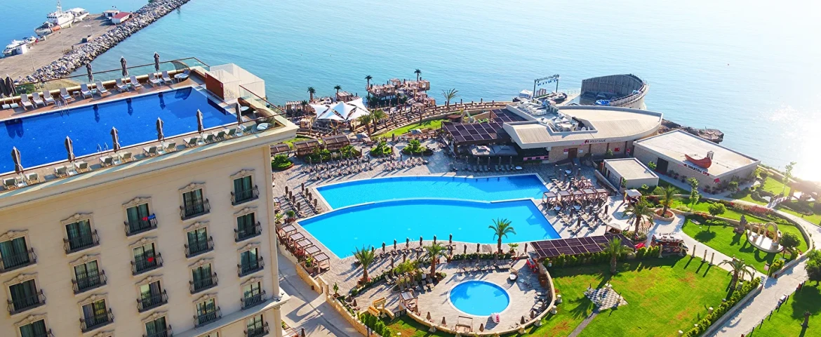 Lords Palace Hotel & Spa Casino