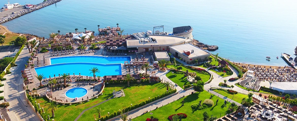 Lords Palace Hotel & Spa Casino