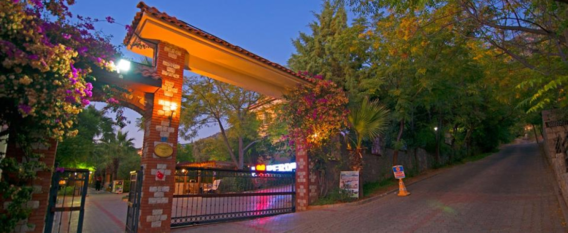 Perdikia Hill Hotel