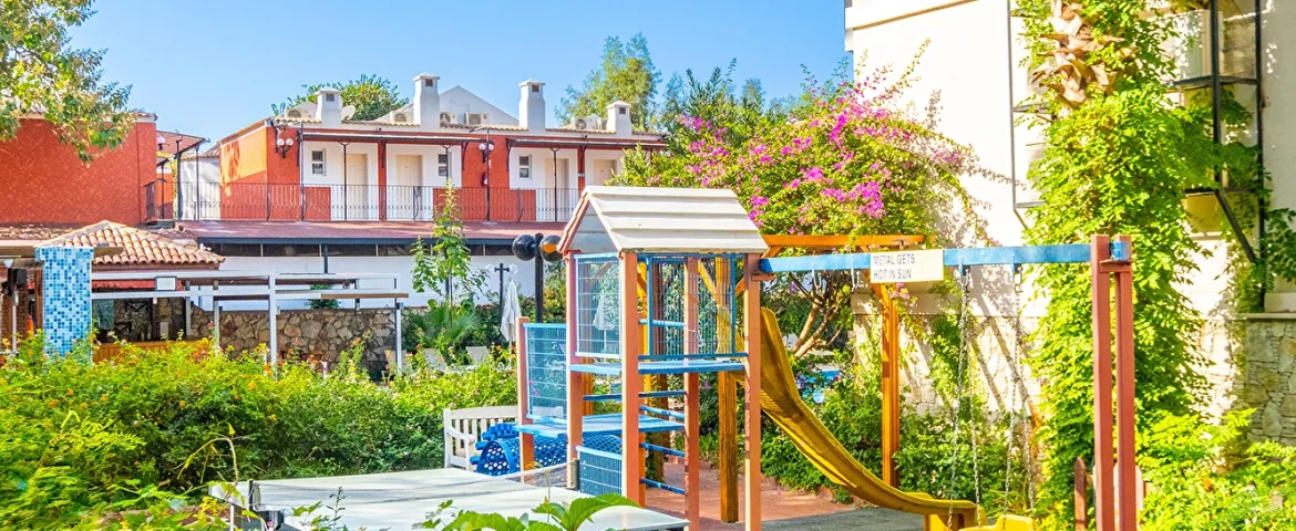Perdikia Beach Hotel