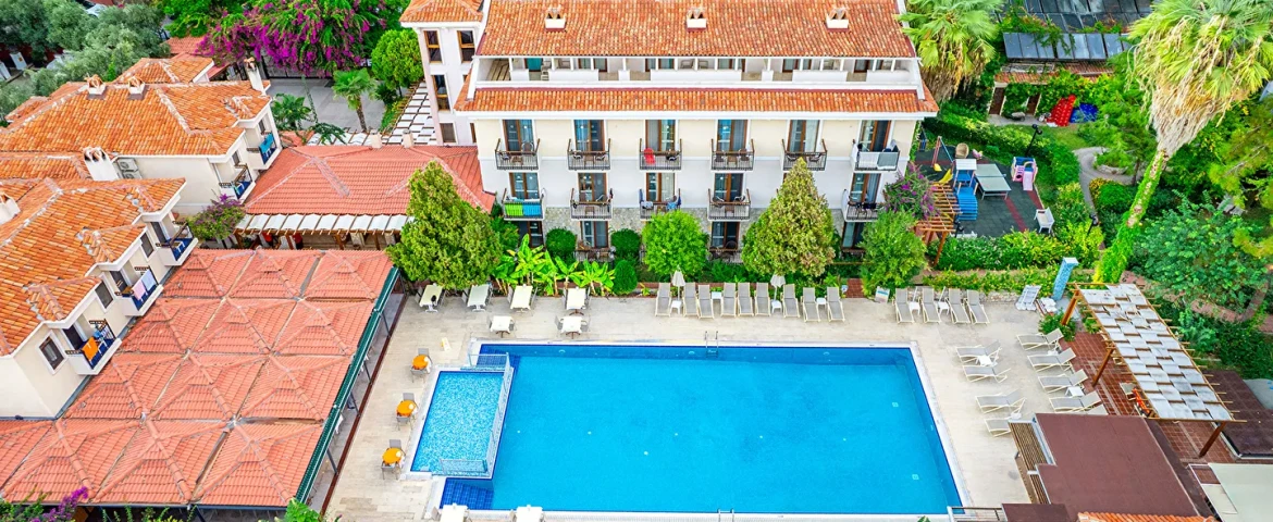 Perdikia Beach Hotel
