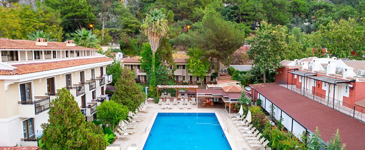 Perdikia Beach Hotel