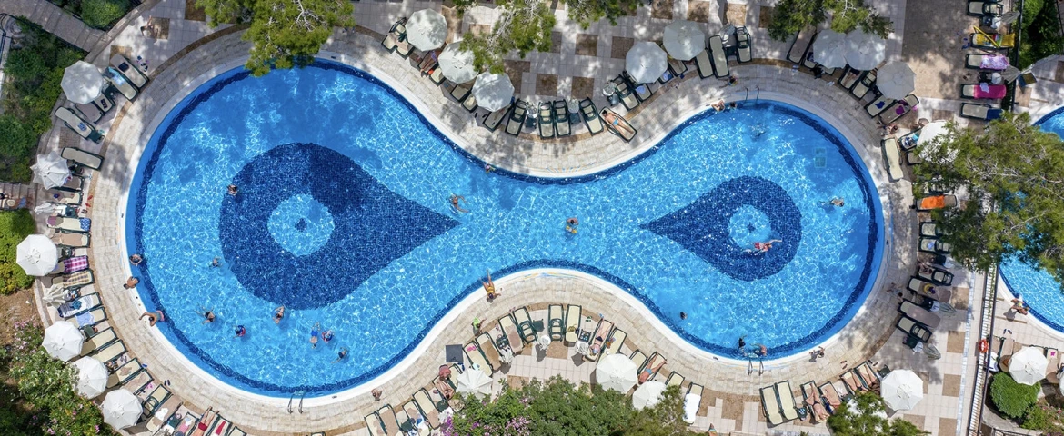 Utopia World Hotel