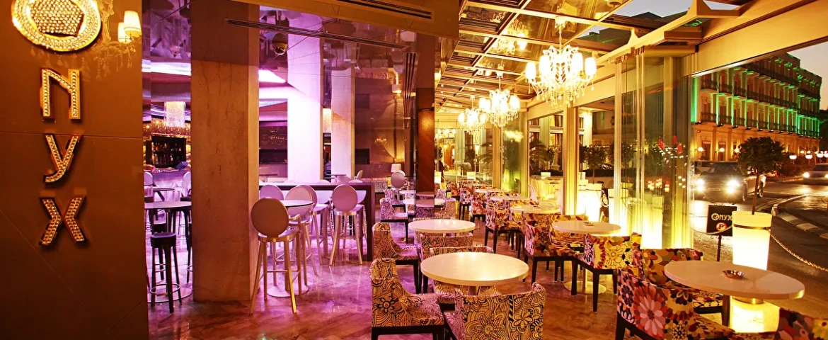 Rocks Hotel & Casino