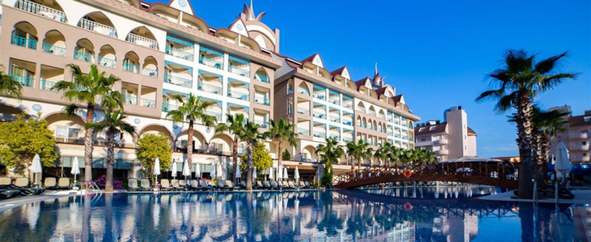Side Crown Palace Hotel