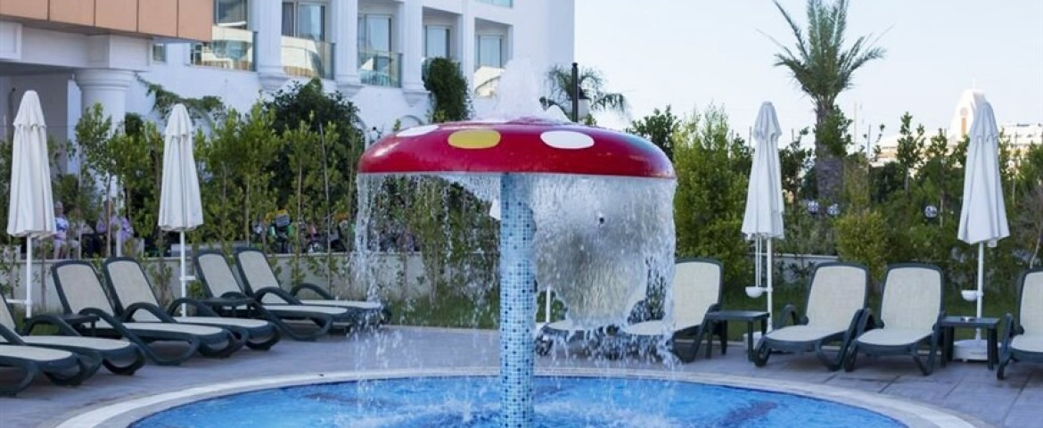 Side Crown Serenity Hotel