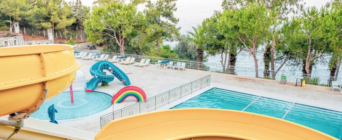 Ladonia Hotels Adakule