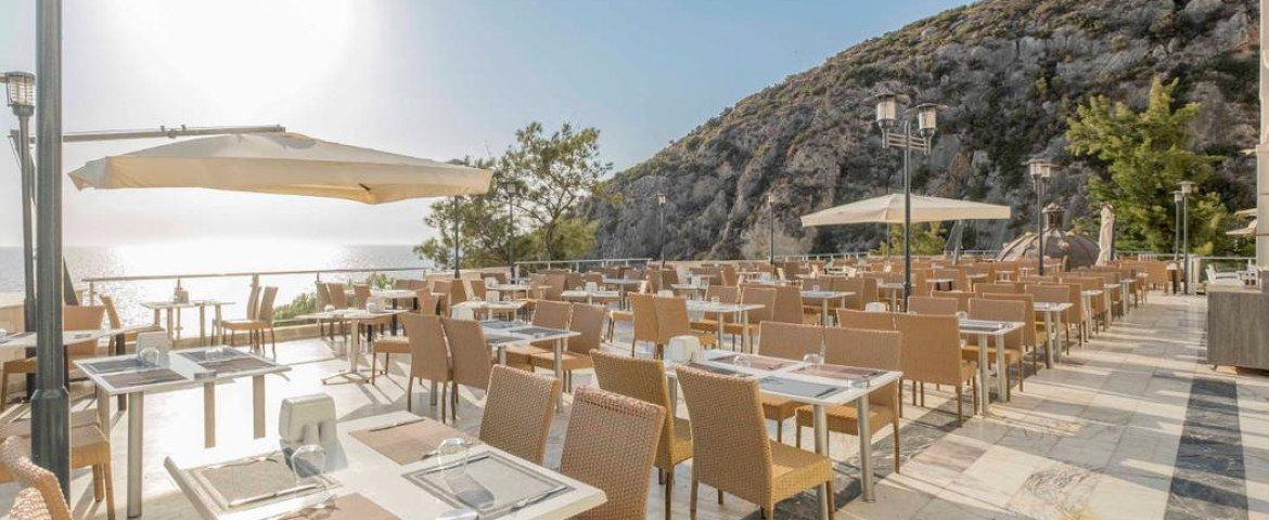 Ladonia Hotels Adakule