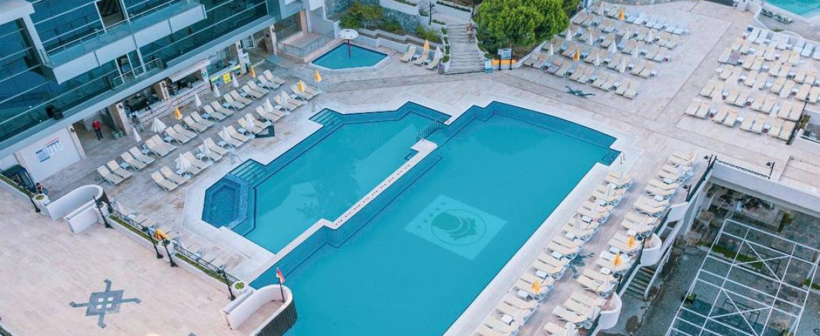 Ladonia Hotels Adakule