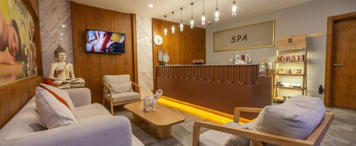 Side Moon Palace Hotel