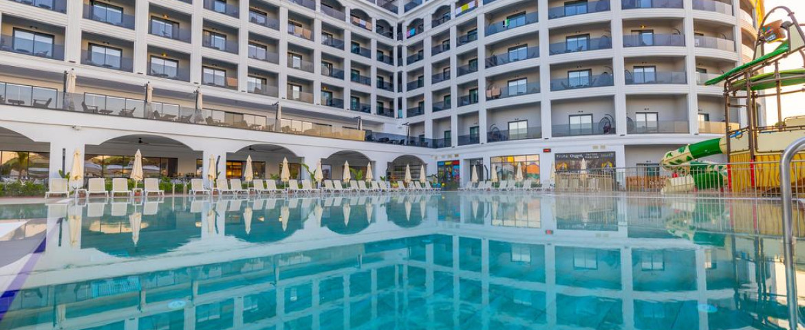 Side Moon Palace Hotel