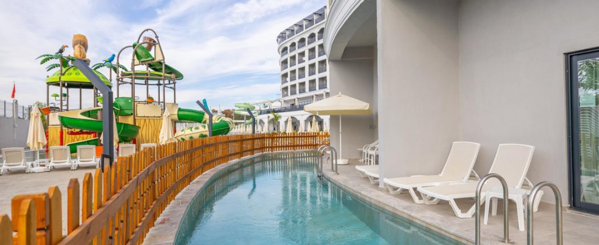 Side Moon Palace Hotel