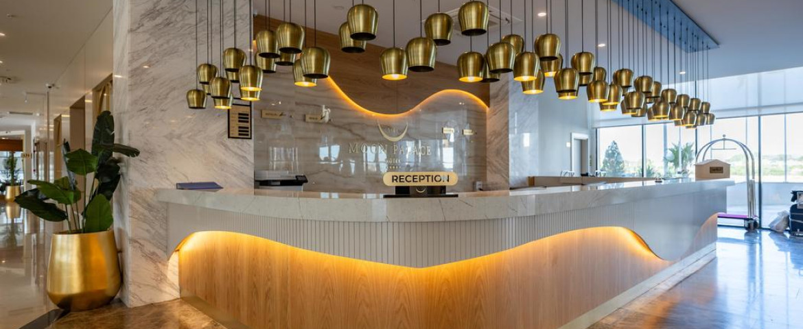 Side Moon Palace Hotel