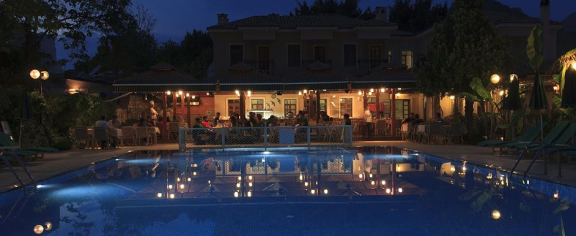 Perdikia Beach Hotel