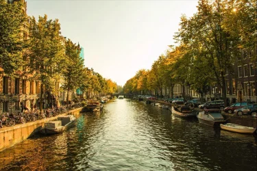 Amsterdam Brüksel Turu Thy İle Yılbaşı Özel Ekstra Turlar Dahil / 3 Gece Otel Konaklamalı / İstanbul Çıkışlı