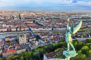 Basklar Ve Güney Fransa Turu Pegasus İle / 5 Gece Otel Konaklamalı / İstanbul Çıkışlı