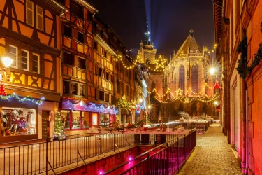 Elegant Noel Pazarları Turu Ajet Havayolları İle Ekstra Turlar Dahil / 4 Gece Otel Konaklamalı / İstanbul Çıkışlı