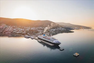 Selectum Blu İle Yunan Adaları Turu / 6 Gece Konaklamalı / Çeşme Çıkışlı / 2027