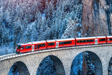 Bernina Ekspress İle Alplerin Kalbi Masal Köyleri Turu Pegasus İle Ekstra Turlar Dahil / 4 Gece Otel Konaklamalı / İstanbul Çıkışlı