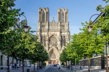 Mega Benelüks Paris Köln Ve Alsace Turu Pegasus İle / 7 Gece Otel Konaklamalı / İstanbul Çıkışlı