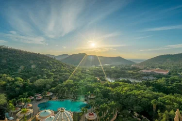 Dolu Dolu Güney Afrika Bostvana Victoria Şelaleleri Rotası Turu Thy İle Vizesiz Ekstra Turlar Dahil Kasım Ara Tatil Özel / 6 Gece Otel Konaklamalı / İstanbul Çıkışlı