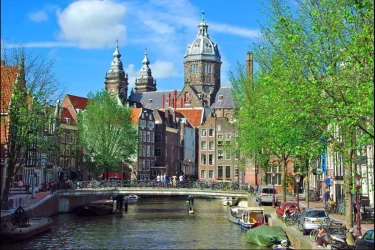 Grand Paris Disneyland Brüksel Ve Amsterdam Turu Pegasus İle Ekstra Turlar Dahil / 4 Gece Otel Konaklamalı / İstanbul Çıkışlı