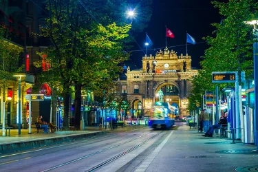 Görkemli Dörtlü Benelüks İsviçre Fransa Almanya Turu Thy İle / 7 Gece Otel Konaklamalı / İstanbul Çıkışlı